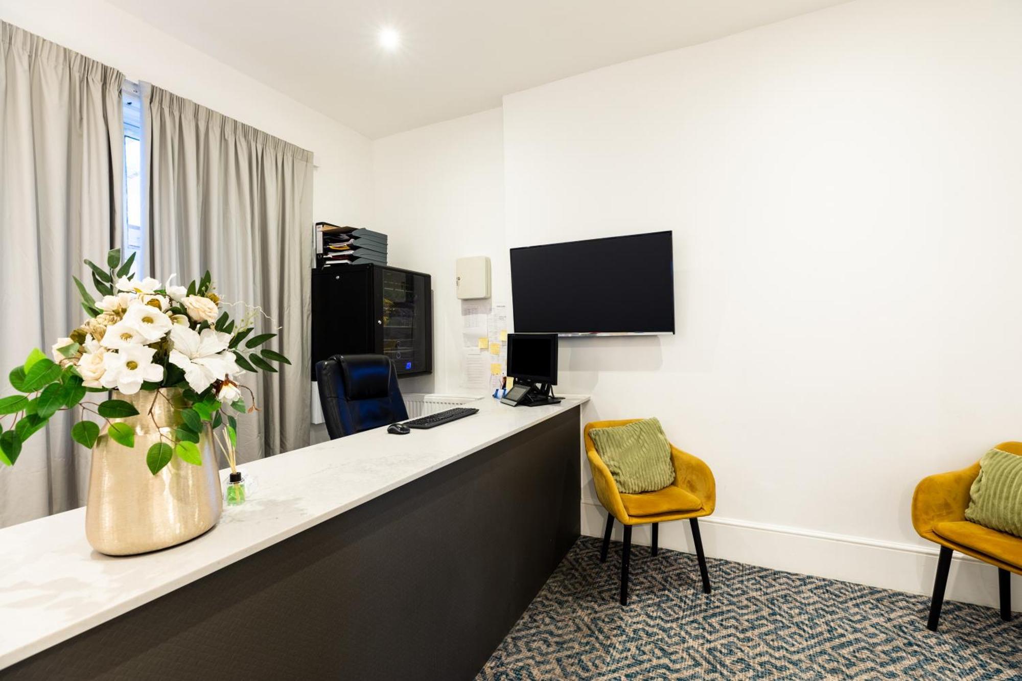 The Chapter Hotels - The J Hyde Park Лондон Екстер'єр фото