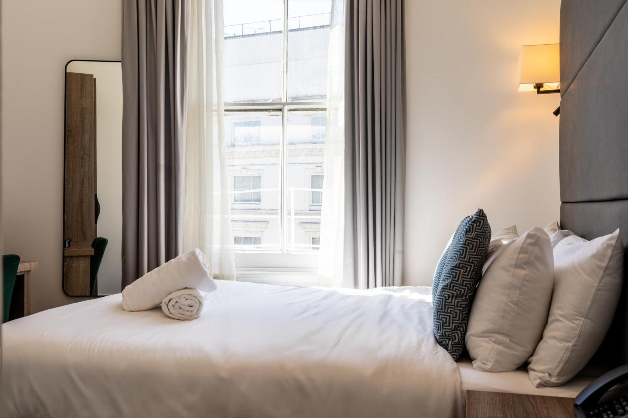 The Chapter Hotels - The J Hyde Park Лондон Екстер'єр фото
